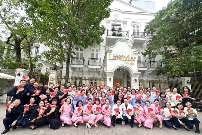 [Hà Nội] Tuyển tạp vụ thẩm mỹ _ Bao ăn 2 bữa, đầy đủ chế độ