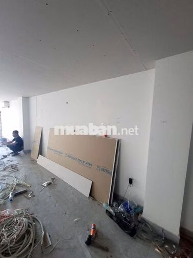 cần 1 thợ ốp tường 3 ngày Hải Châu 