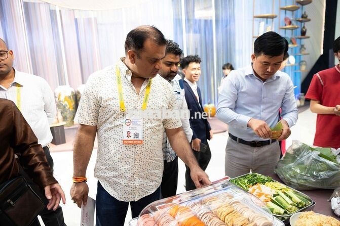 TUYỂN NHÂN VIÊN THỜI VỤ TỪ 24-29/8