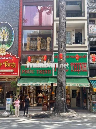 *** NAM PHỤ BÁN HÀNG