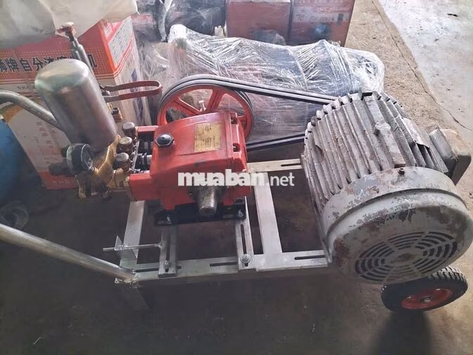 Tuyển học nghề quấn motor