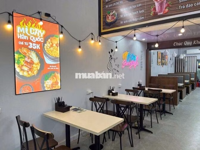 [BAO ĂN Ở] NHÂN VIÊN QUÁN MÌ CAY CẦU GIẤY