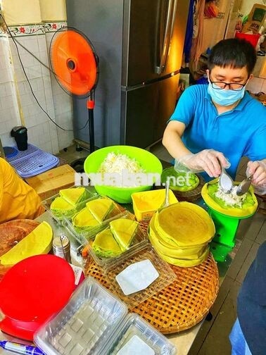 Q.5 Q.6 B.THạnh Tuyển thợ nướng và cắt bánh