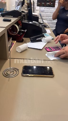 TUYỂN DỤNG NHÂN VIÊN THU NGÂN BÁN HÀNG