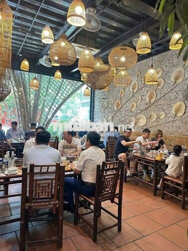 [BAO ĂN Ở, CÓ THƯỞNG] 10 NHÂN VIÊN NHÀ HÀNG NAM TỪ