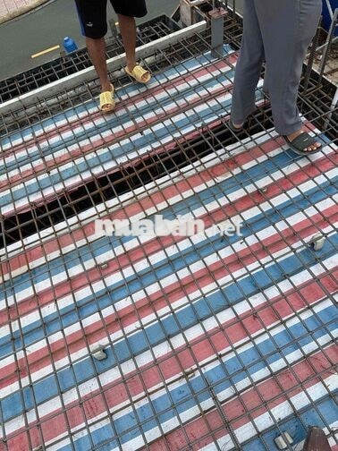 Cần Tuyển người trông coi giám sát công trình.