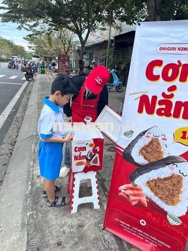 [LÀM NGAY, KO CẦN KN] 50 NV BÁN CƠM NẮM