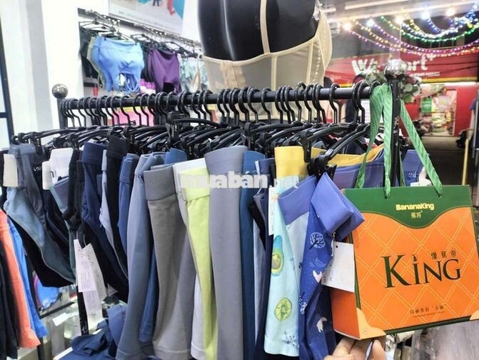 Cần Tuyển Nv Nữ Bán Hàng Tại Shop
