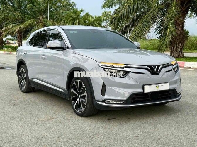 Tuyến Gấp Sale ô tô cũ Sài Gòn lương 8.3Tr