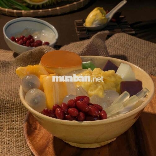 Ca trưa 12h - 18h, Ca tối 17h - 23h30