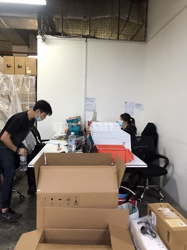 TUYỂN GẤP 02 THU NGÂN – LƯƠNG 8,5TR/THÁNG