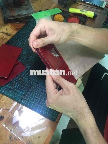 Tuyển nữ thợ phụ xưởng quà tặng thủ công