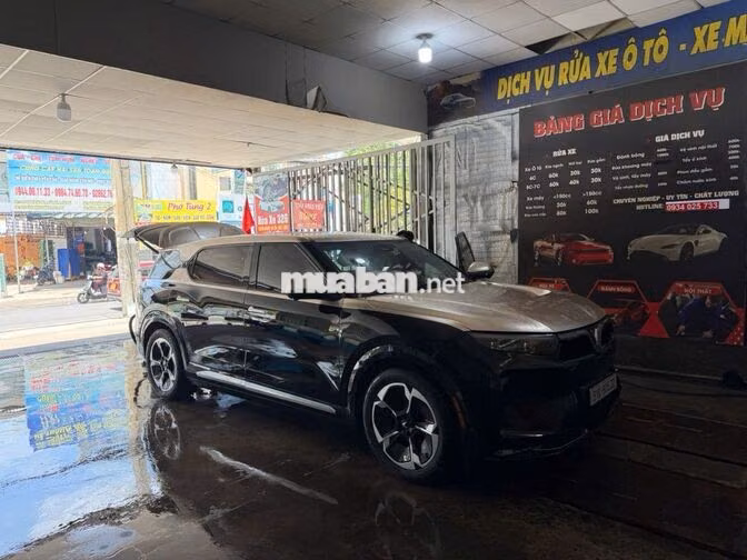 Tuyển nhân viên rửa xe ô tô + xe máy