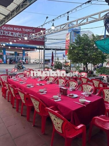 TUYỂN NỮ PHỤC VỤ QUÁN NHẬU QUẬN BÌNH TÂN