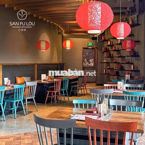 Nhà hàng Hoa - Tuyển Phục vụ / Phụ bếp / Pha chế