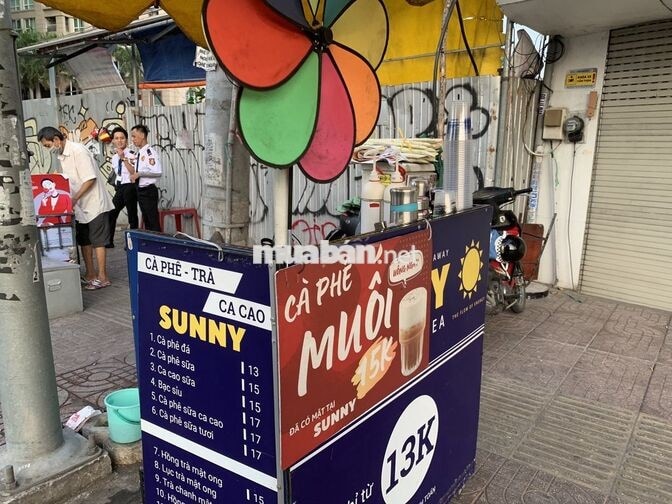 TUYỂN NHÂN VIÊN BÁN CÀ PHÊ MANG ĐI