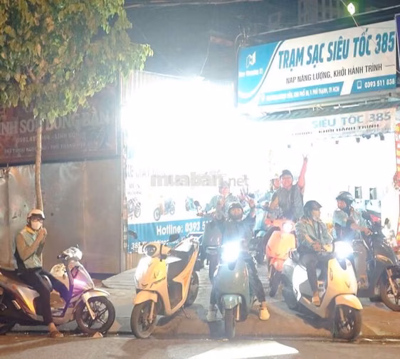 Tuyển nhân viên trực ca đêm