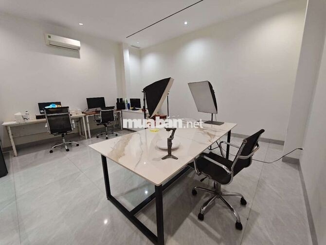 Tuyển Content Quay Chụp không yc kinh nghiệm