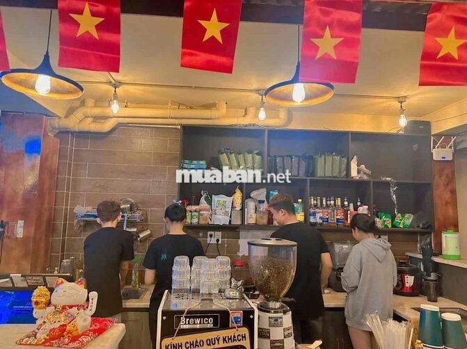 tuyển dụng pha chế phục vụ