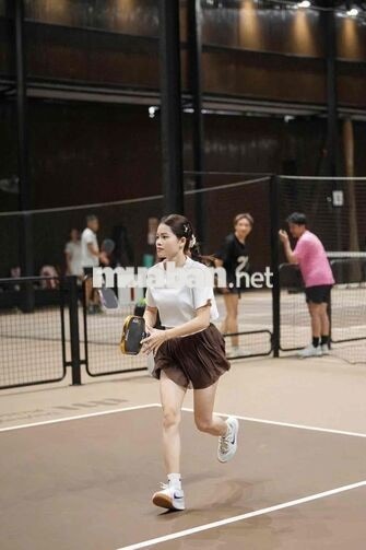 Tuyển Nhân Viên Sân Pickleball