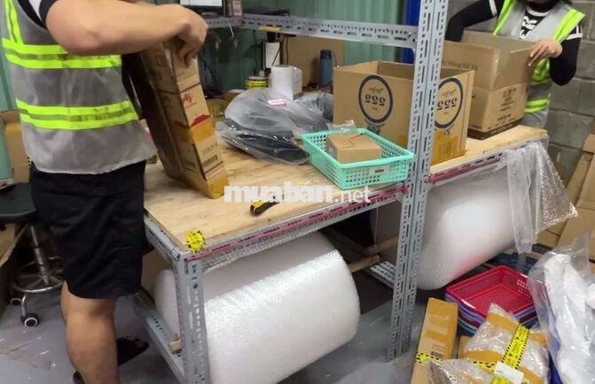 🔥2bạnNỮ&LGBT đóng gói-NAM soạn kho Tham Lương Q12✅