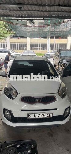 Tuyển dụng: Nhân viên rửa & chăm sóc xe – Quận 2