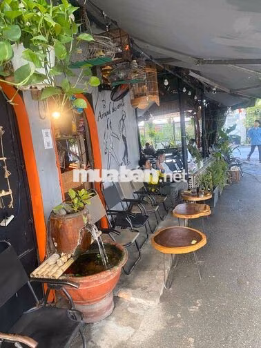 Quán cafe Tuyển nhân viên phục vụ 30k/h