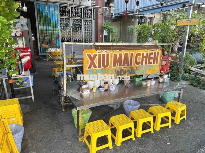 TUYỂN NỮ PHỤC VỤ CA 6 TIẾNG LƯƠNG + THƯỞNG 6TR5