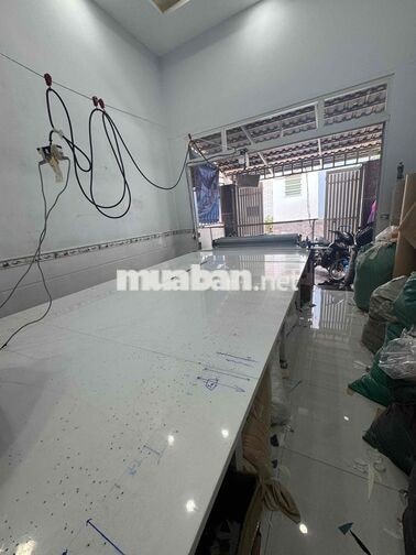 TUYỂN NHÂN VIÊN LÀM XƯỞNG GẤP XẾP - TRẢI VẢI