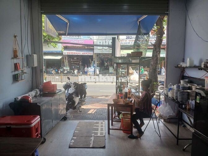 nhân viên tạp vụ tại q7