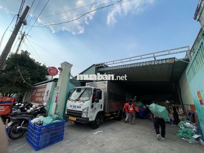  NHÂN VIÊN KHO SPX ( SHOPEE ) – CHỢ ĐỆM (TÂN TÚC) 