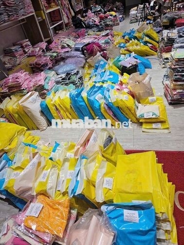TUYỂN NV NỮ LV TẠI BHH BÌNH TÂN
