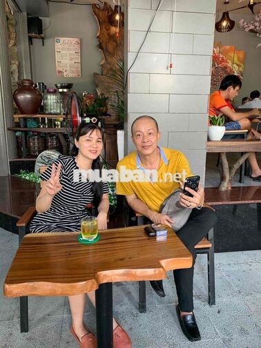 TUYỂN NHÂN VIÊN PHỤC VỤ