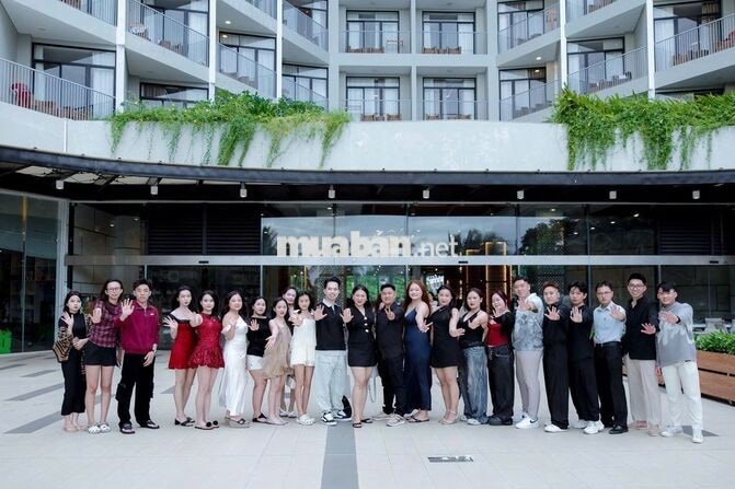 Nhân Viên Kinh Doanh Làm Việc Tại TPHCM