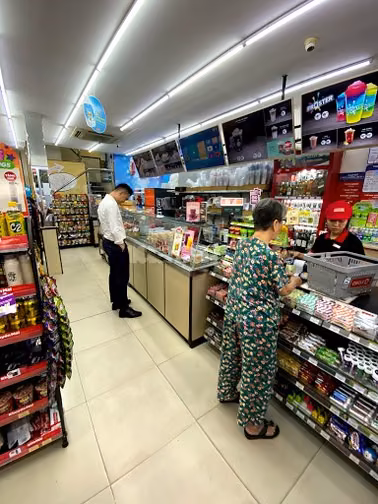 Cần tuyển nhân viên đóng gói, dán tem sản phẩm tại Quận Hoc Môn 