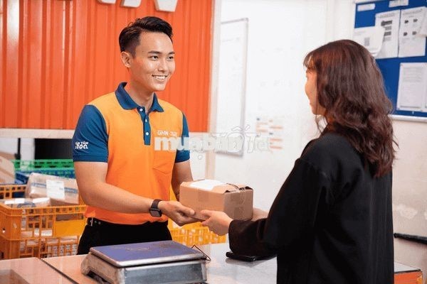 Tài xế NHÂN VIÊN GIAO HÀNG bưu cục