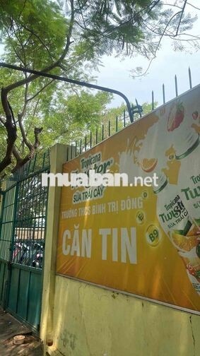 Tuyển nhân viên phục vụ căn tin