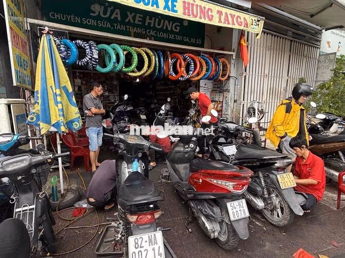 TUYỂN THỢ SỬA XE MÁY