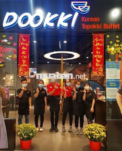 DOOKKI TUYỂN DỤNG PHỤC VỤ/ PHỤ BẾP (FT & PT)