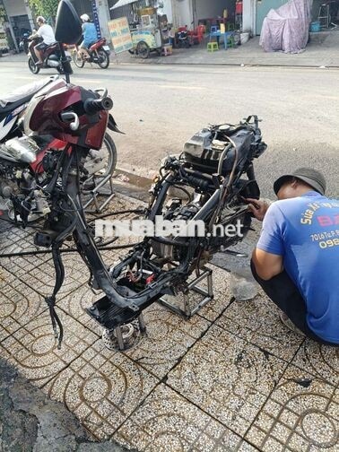Đào Tạo Sửa Xe Máy, Xe Điện Miễn Phí, Bảo Ăn Ở