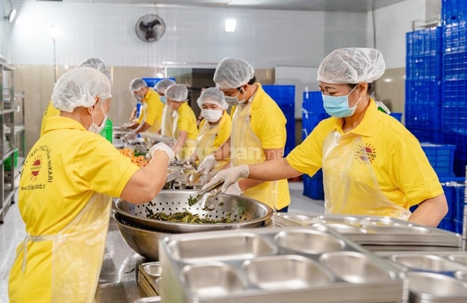 Cần tuyển gấp lao động, phụ bếp và tài xế giao hàng
