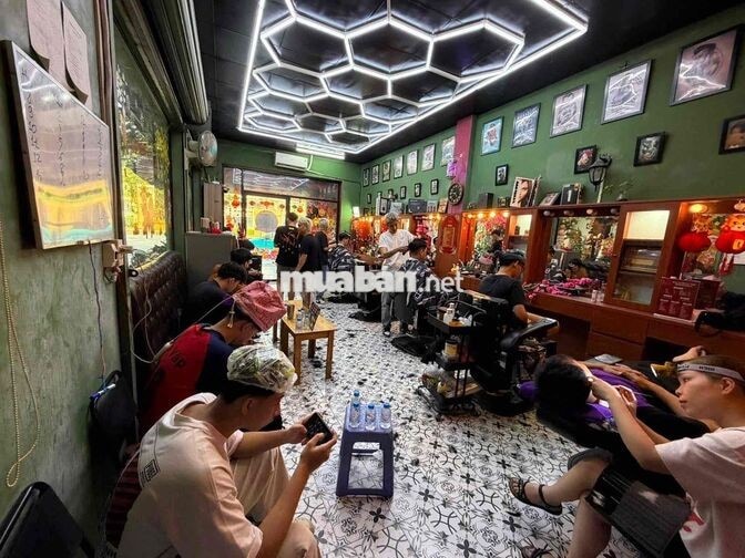📣Tuyển thợ Cắt tóc Nam, thợ gội đầu Nữ Barber 🥳