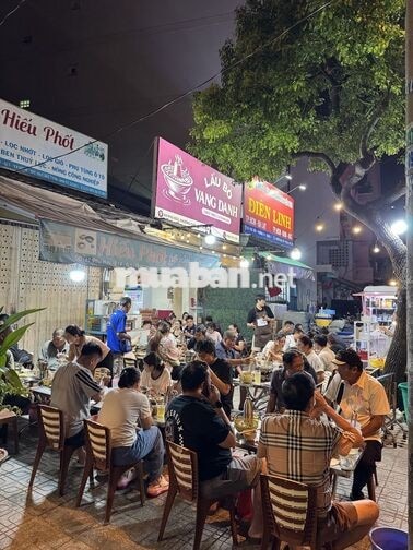 Tuyển Phục Vụ Lẩu Bò Vang Danh Quận 5