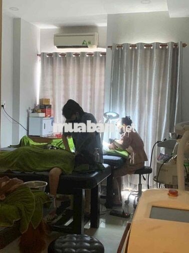 tuyển kỹ thuật viên massage body spa nam nữ