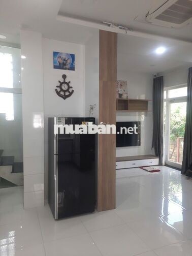 TUYỂN DỤNG NHÂN VIÊN TẠP VỤ - CÓ SẴN CHỖ Ở