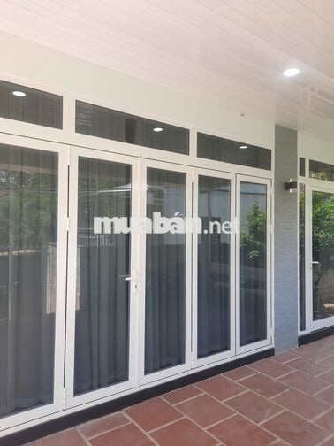 TUYỂN DỤNG NHÂN VIÊN TẠP VỤ - CÓ SẴN CHỖ Ở