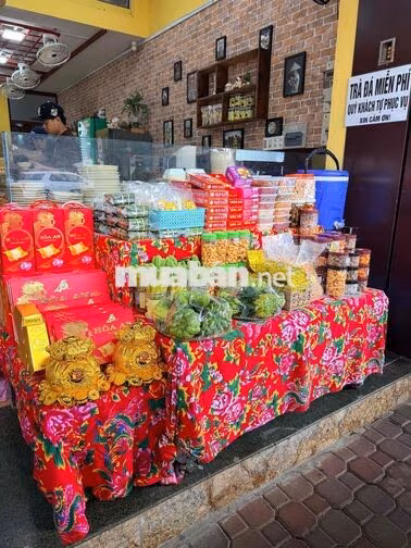 Tuyển 5 NV Phục Vụ ( Bao Ăn Ở) Lương Cao