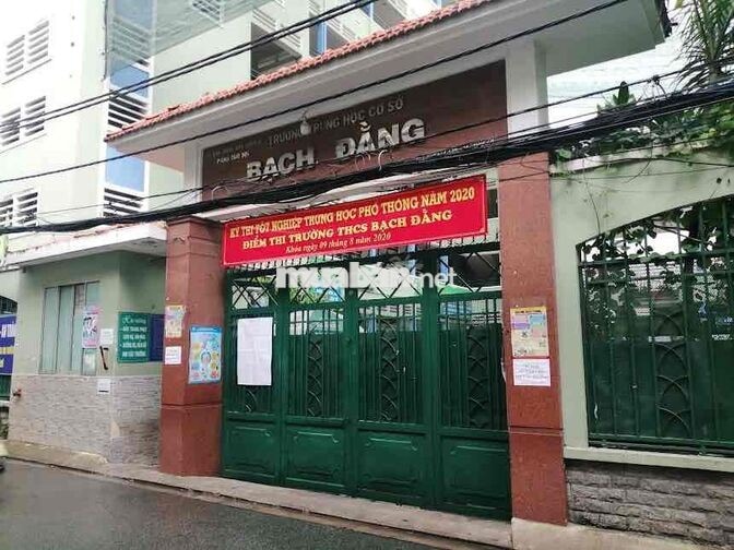 Bán căn tin trường THCS Đoàn Thị Điểm