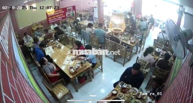 Tuyển Phục Vụ Cơm Niêu Quận 6 gấp