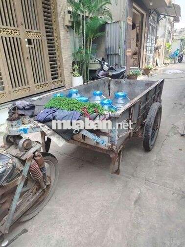 tuyển nhân viên chở nước suối bình